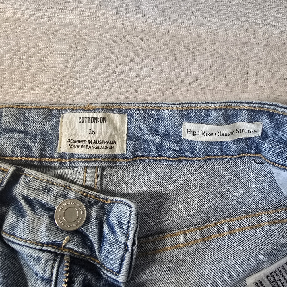 Cotton On High Rise Classic Stretch Women Denim Short - Picture 3 of 8